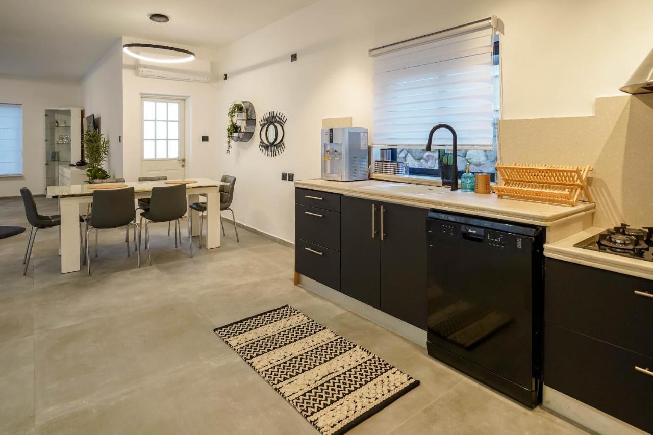 וילה רוני בריכה מחוממת Villa Roni Heated Pool Eilat Dış mekan fotoğraf